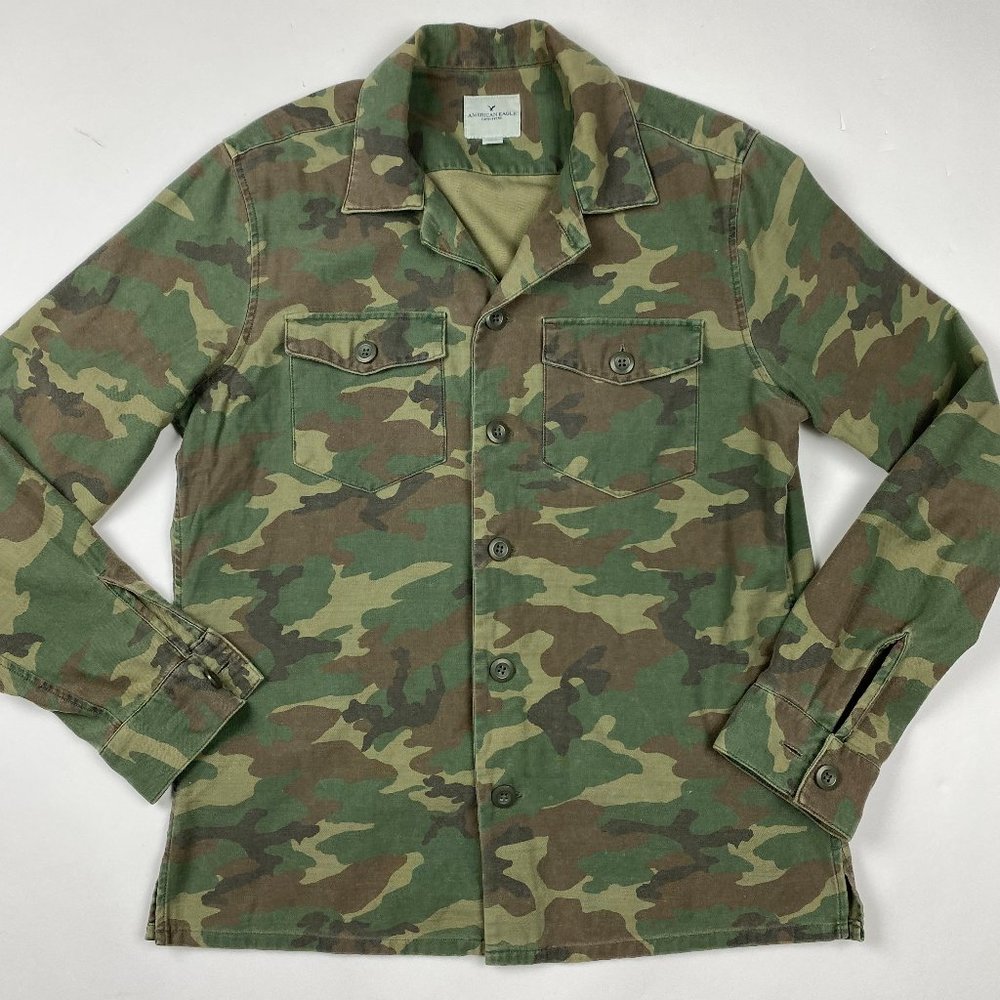 American Eagle Outfitters Green Camouflage Button Down Shirt